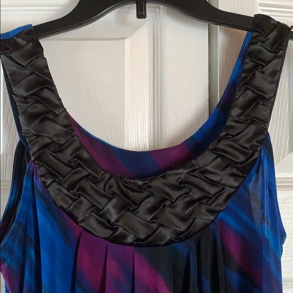 Tank Top - Picture 2 of 4